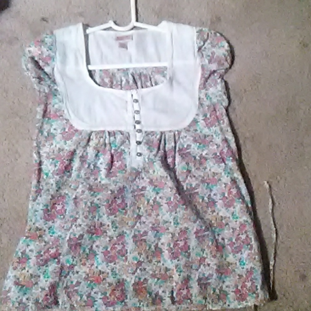 Cute floral shirt